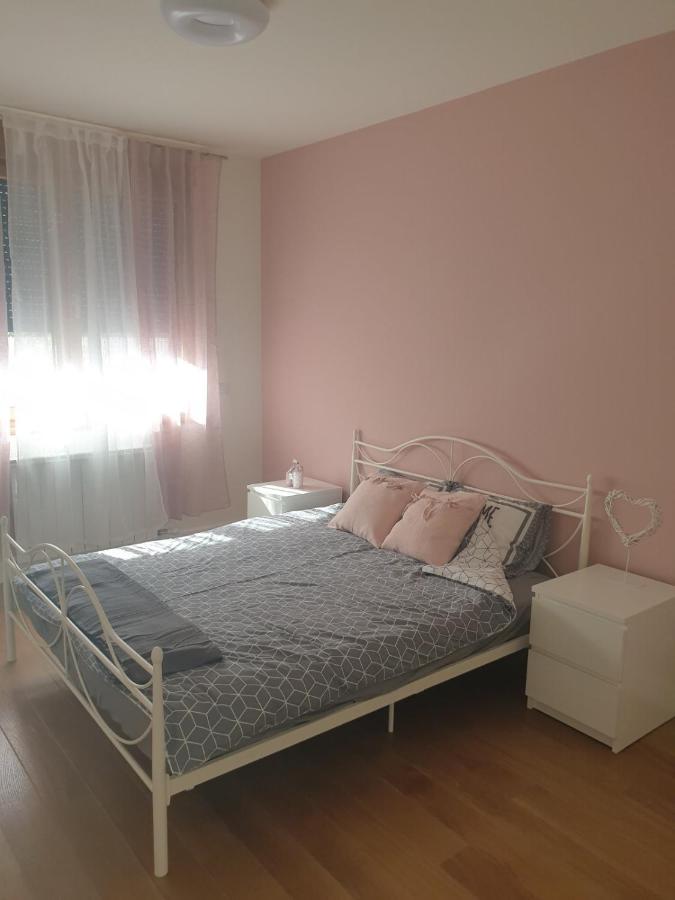 Apartment Mona Beograd Bagian luar foto