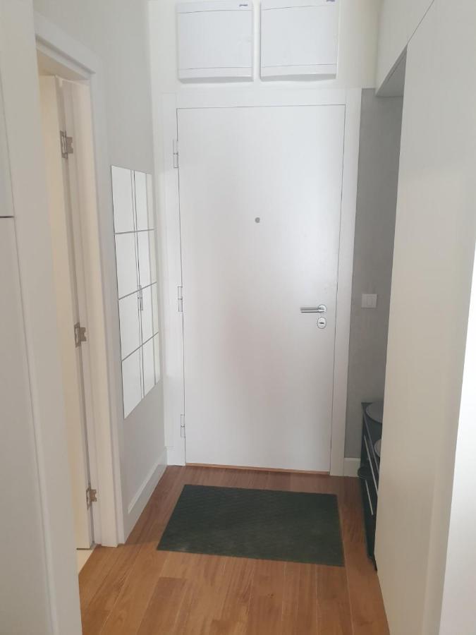 Apartment Mona Beograd Bagian luar foto